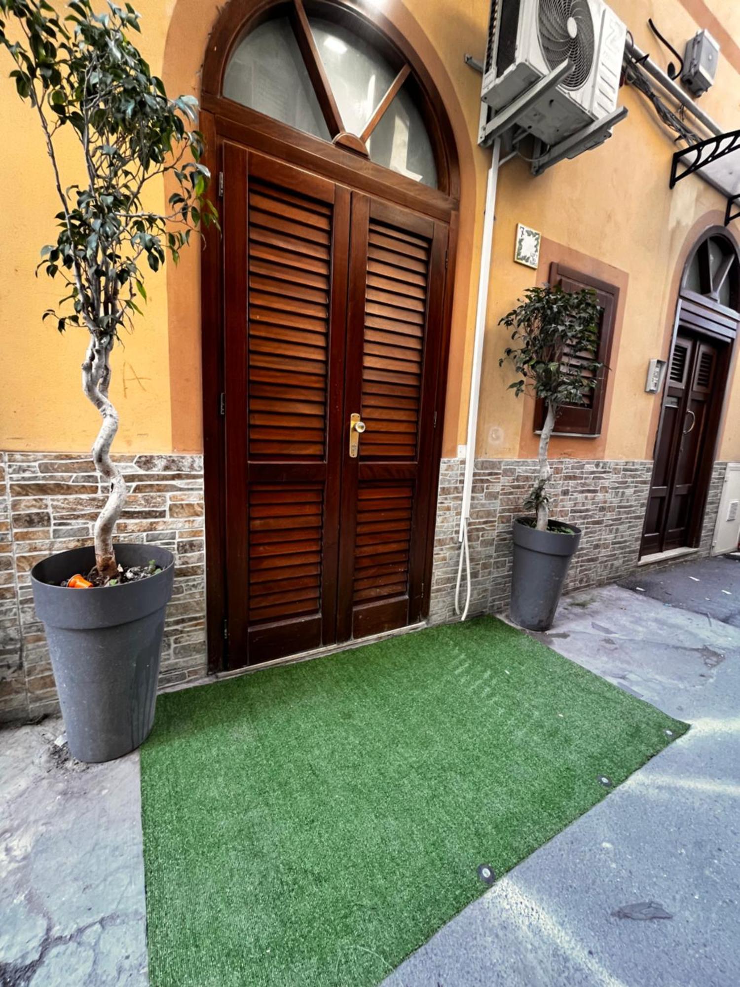 Casa Vacanze Loft Del Borgo Palermo Zewnętrze zdjęcie